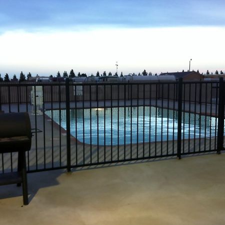 Southern Inn And Suites Kermit Bagian luar foto