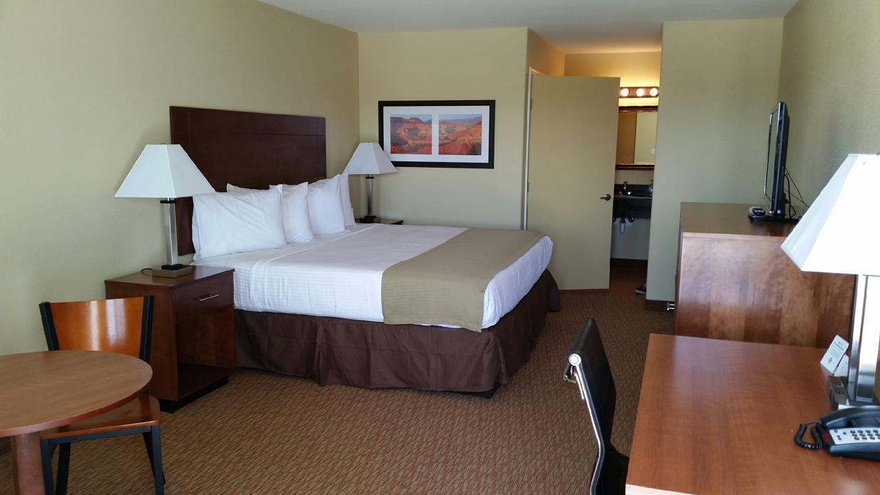 Southern Inn And Suites Kermit Bagian luar foto