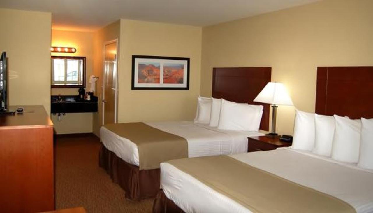 Southern Inn And Suites Kermit Bagian luar foto
